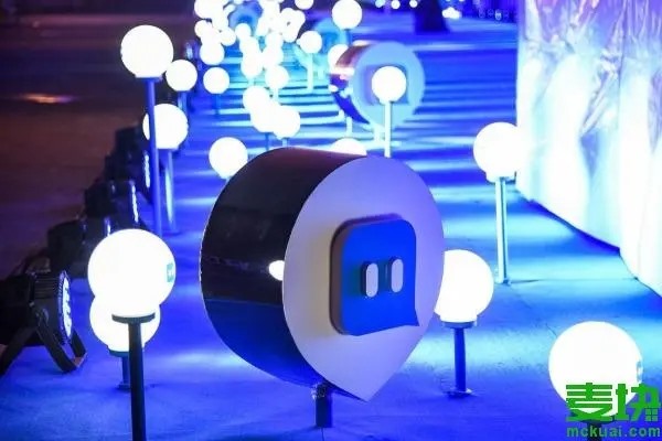 陌陌收购了劲敌探探，陌生人社交为何如此火爆？